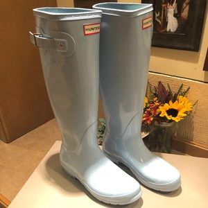 Women’s NWT Hunter boots- boat blue- size 9